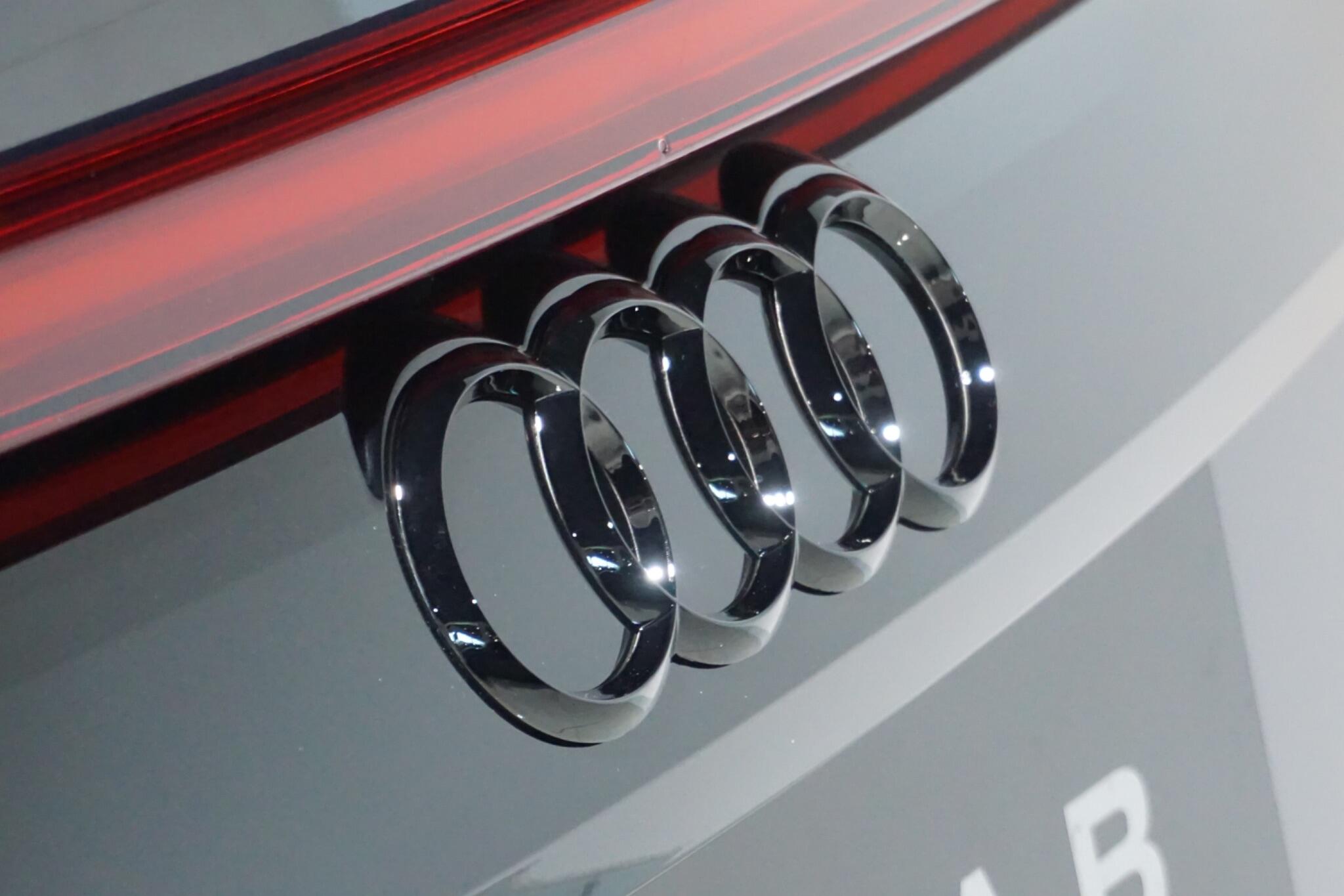 Audi Q8 3.0 TFSI V6 55 Black Edition SUV 5dr Petrol Tiptronic quattro Euro 6 (s/s) (340 ps)